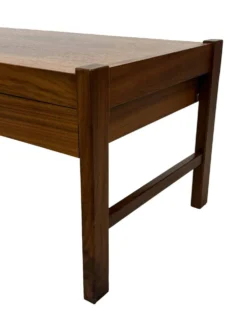 Buffet bas vintage avec tiroirs design en placage de noyer des années 70