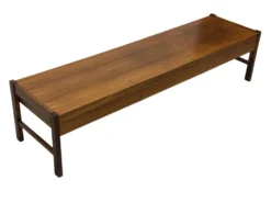 Buffet bas vintage avec tiroirs design en placage de noyer des années 70