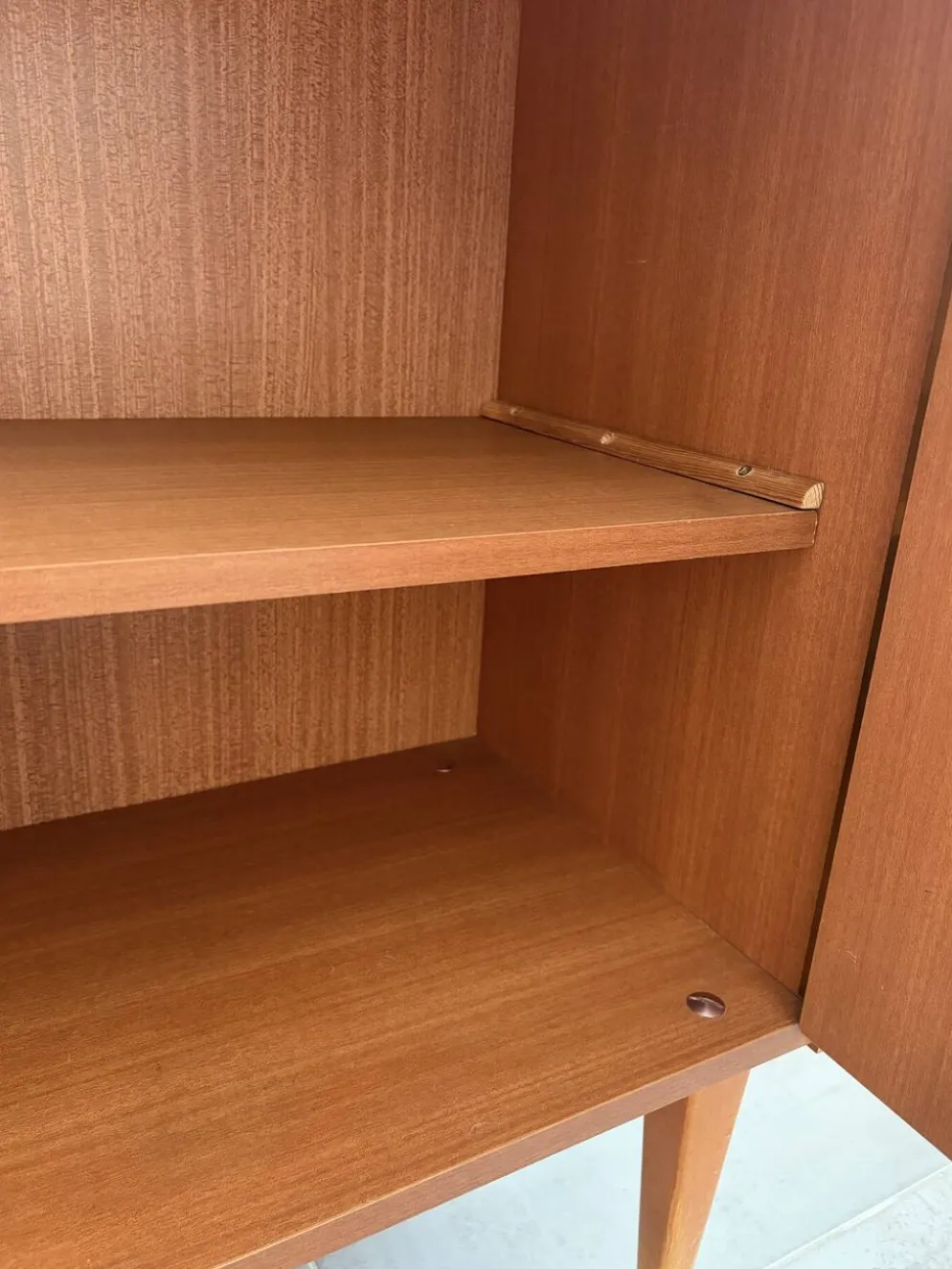 Buffet bas vintage des années 60