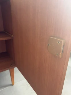 Buffet bas vintage des années 60