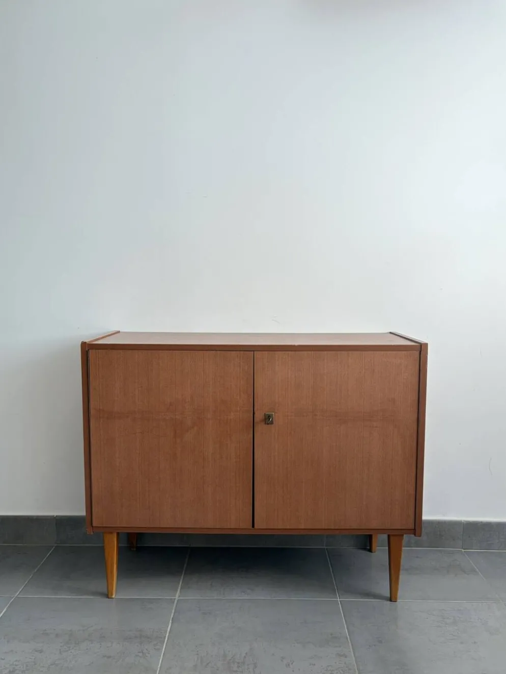 Buffet bas vintage des années 60