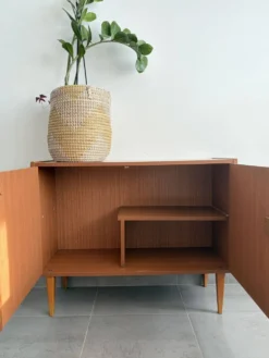 Buffet bas vintage des années 60
