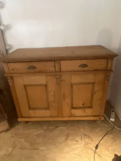 Buffet bois brut