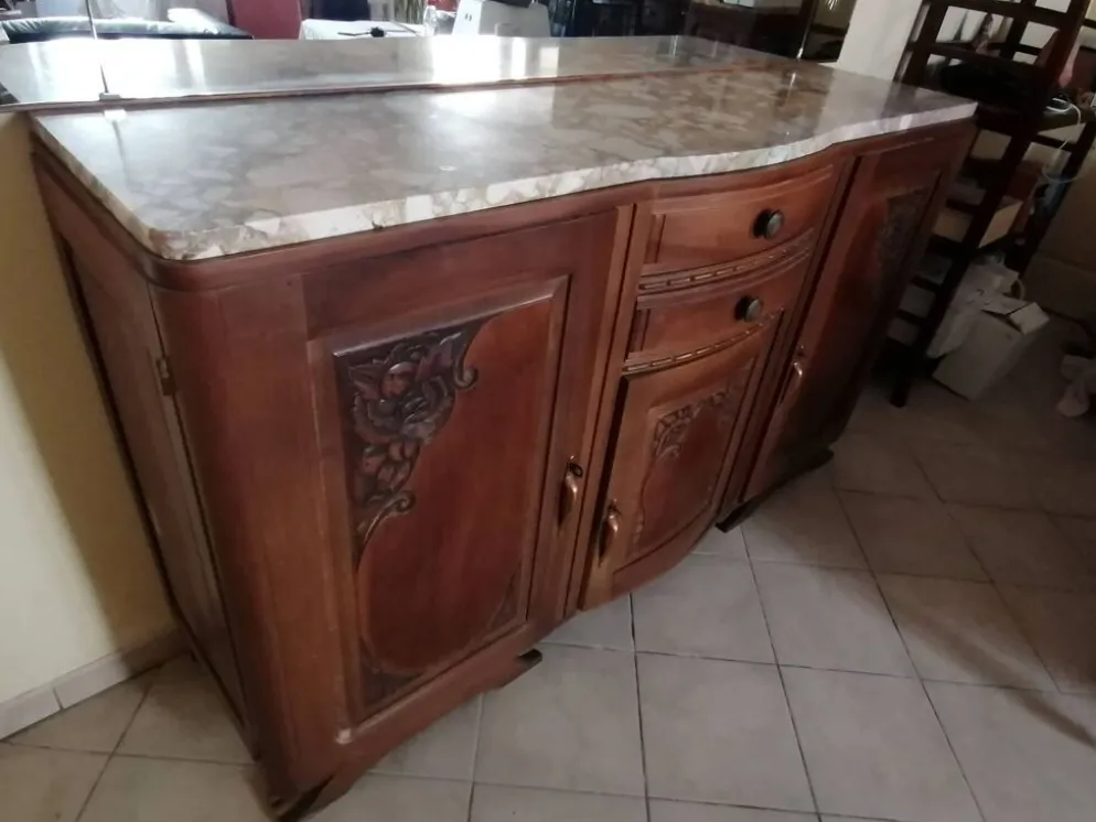 Buffet bois et marbre