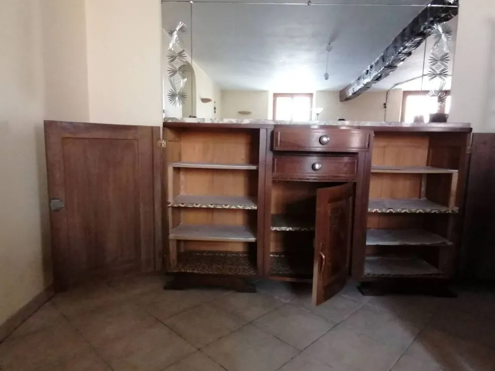 Buffet bois et marbre