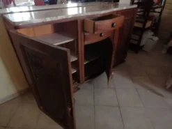 Buffet bois et marbre