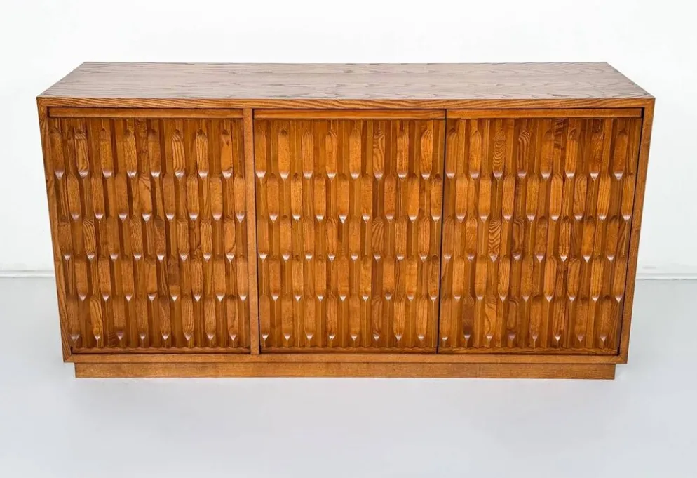 Buffet brutaliste contemporain, Italie