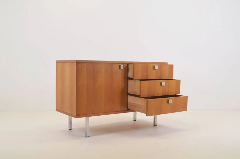 Buffet conçu par Alfred Hendrickx pour Belform, années 1960.