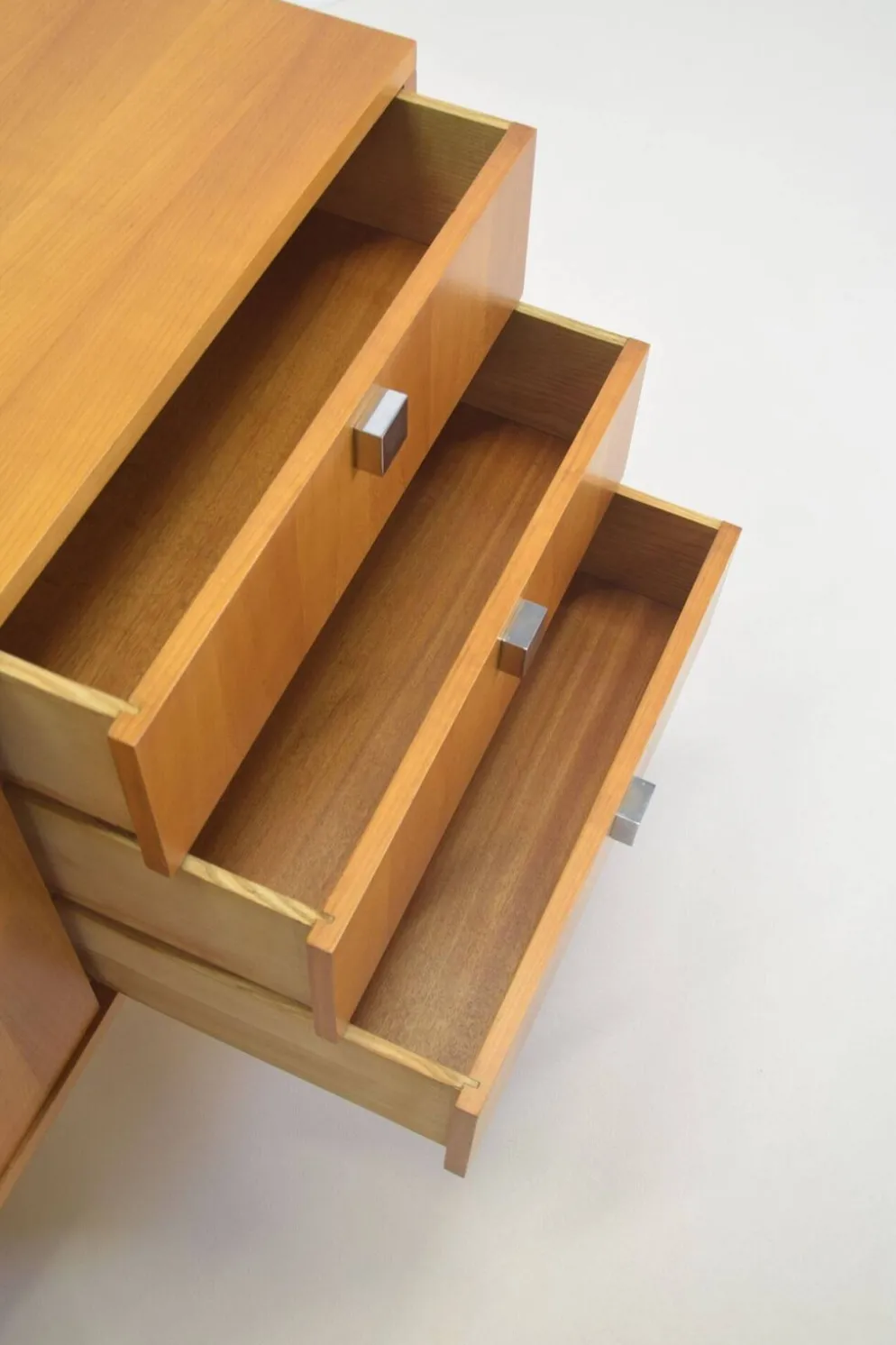 Buffet conçu par Alfred Hendrickx pour Belform, années 1960.
