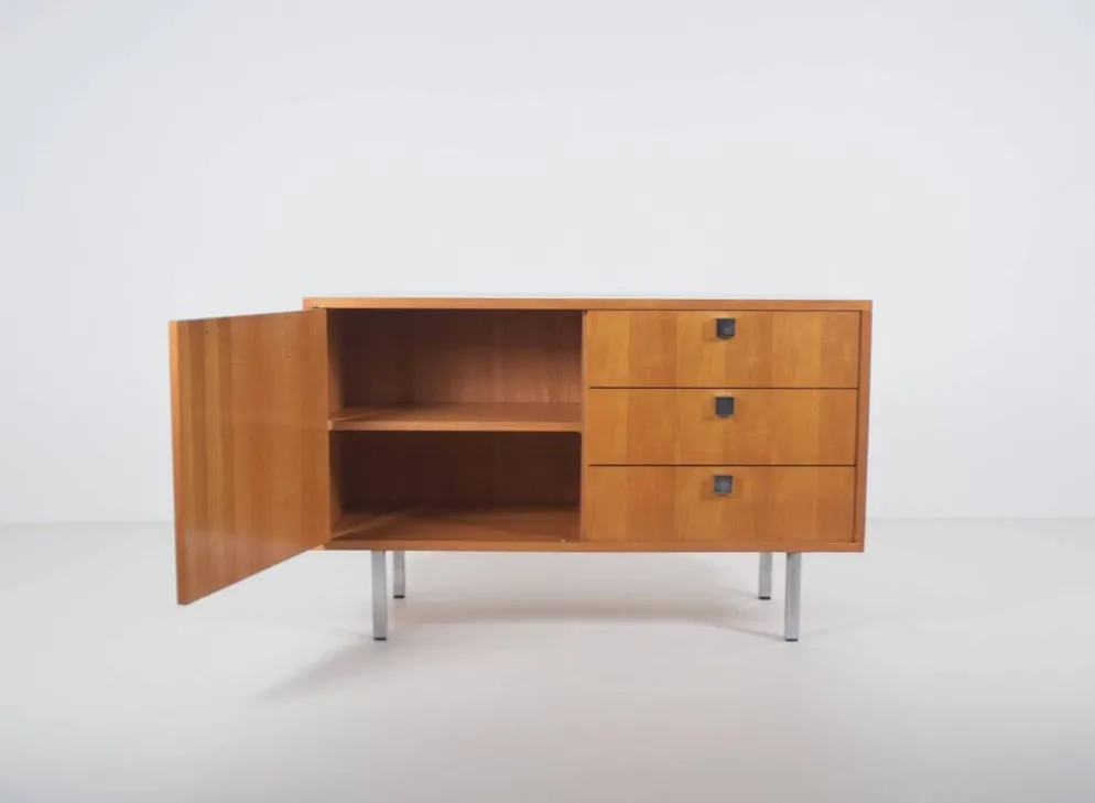 Buffet conçu par Alfred Hendrickx pour Belform, années 1960.