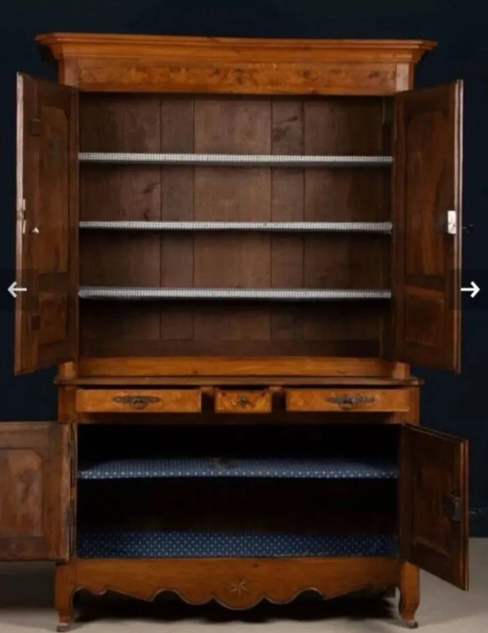 Buffet 2 corps Louis XV époque XIXe travail Provençale
