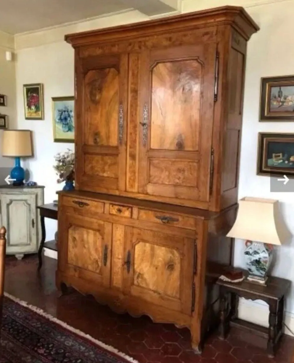 Buffet 2 corps Louis XV époque XIXe travail Provençale