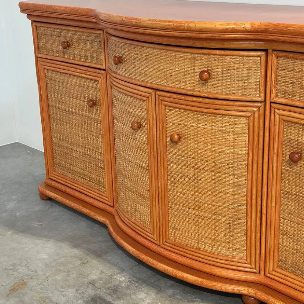 Buffet courbé vintage en rotin et bois orange, années 1980