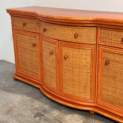 Buffet courbé vintage en rotin et bois orange, années 1980