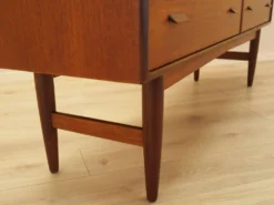 Buffet danois en teck, années 1960