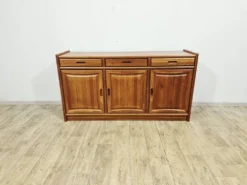 Buffet danois moderne Dyrlund Dania en teck, années 1980