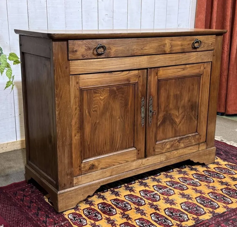Buffet début XXème en châtaignier