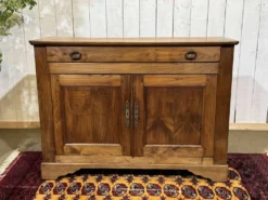 Buffet début XXème en châtaignier
