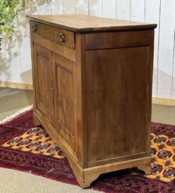 Buffet début XXème en châtaignier