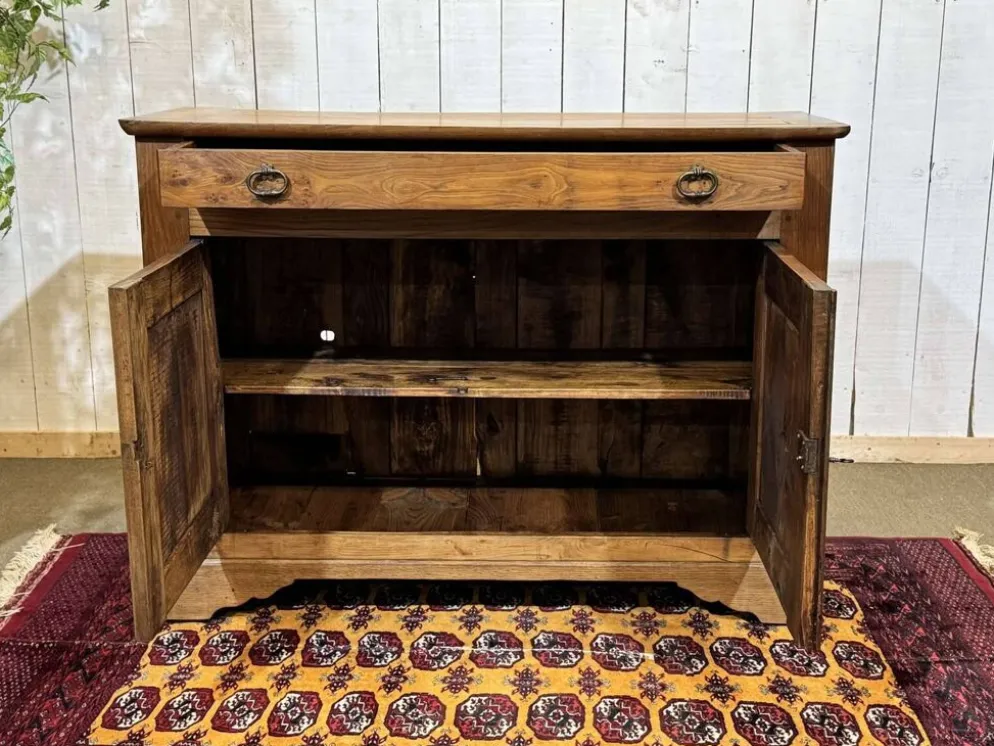 Buffet début XXème en châtaignier