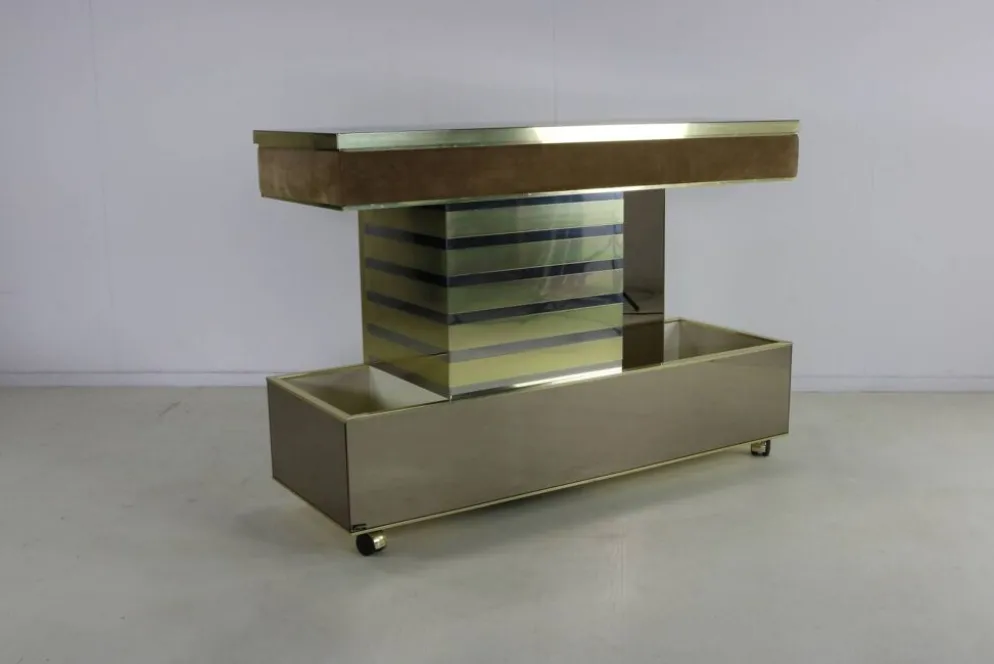 Buffet de bar design des années 70 par Harvey Guzzini pour Stilglass Donati