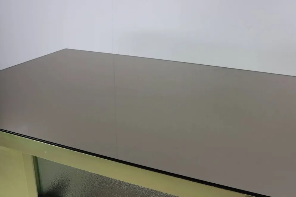 Buffet de bar design des années 70 par Harvey Guzzini pour Stilglass Donati