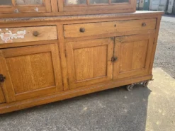 Buffet de cuisine en bois peint