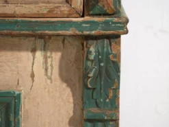 Buffet de cuisine en pin de deux portes et étagères – Europe centrale, vers 1910