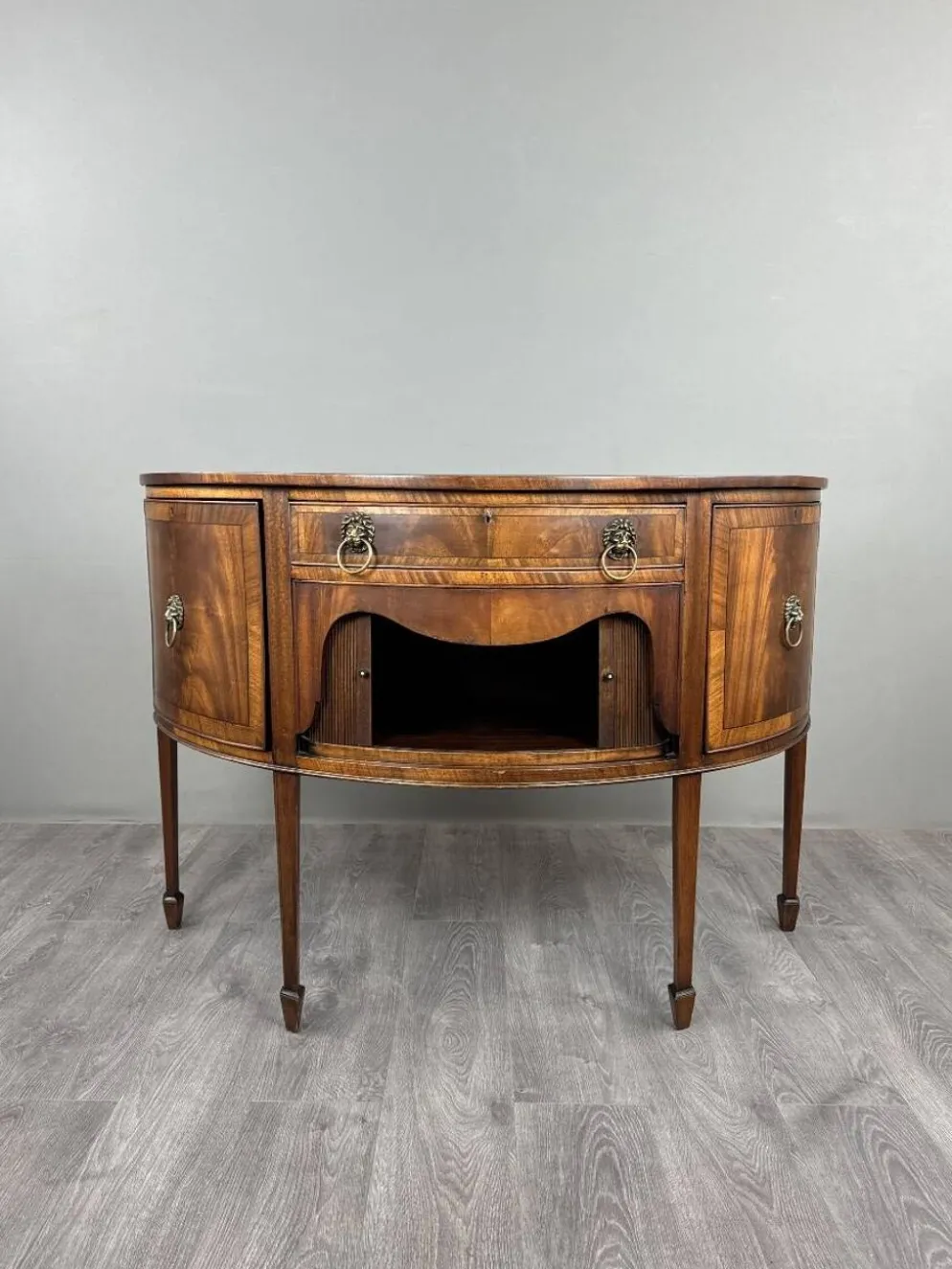 Buffet demi-lune, style Louis XVI, XIXe siècle