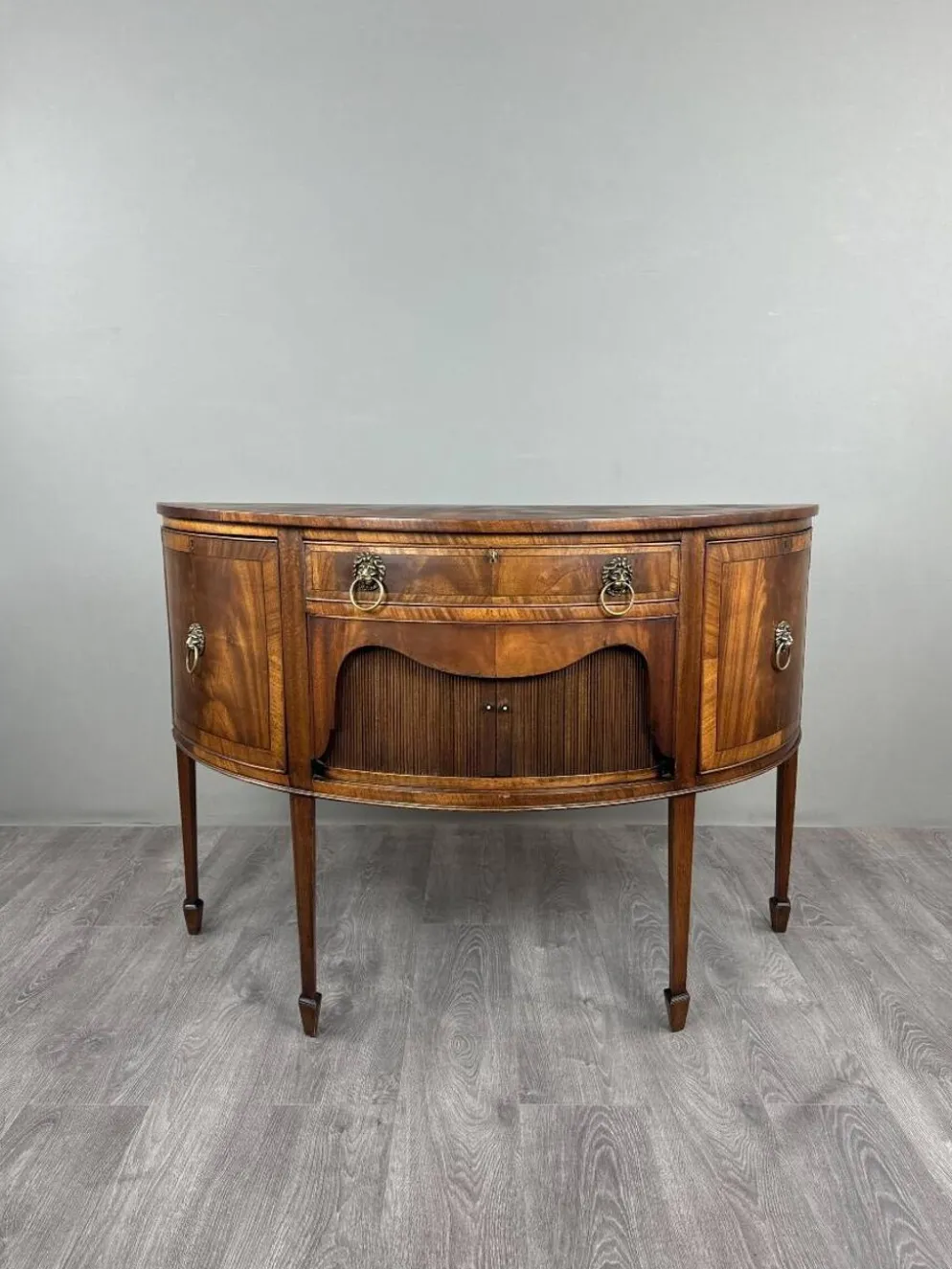 Buffet demi-lune, style Louis XVI, XIXe siècle