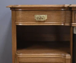 Buffet desserte en chêne dans le style Gustave Serrurier-Bovy, art déco – 1930