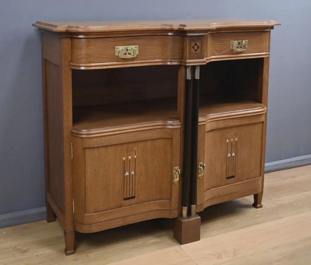 Buffet desserte en chêne dans le style Gustave Serrurier-Bovy, art déco – 1930