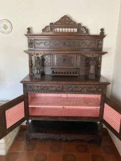 Buffet - Desserte - Meuble Artisanal Breton en chêne massif sculpté