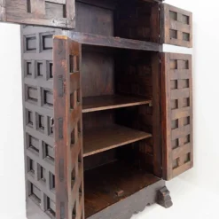 Buffet de style brutaliste espagnol des années 1950