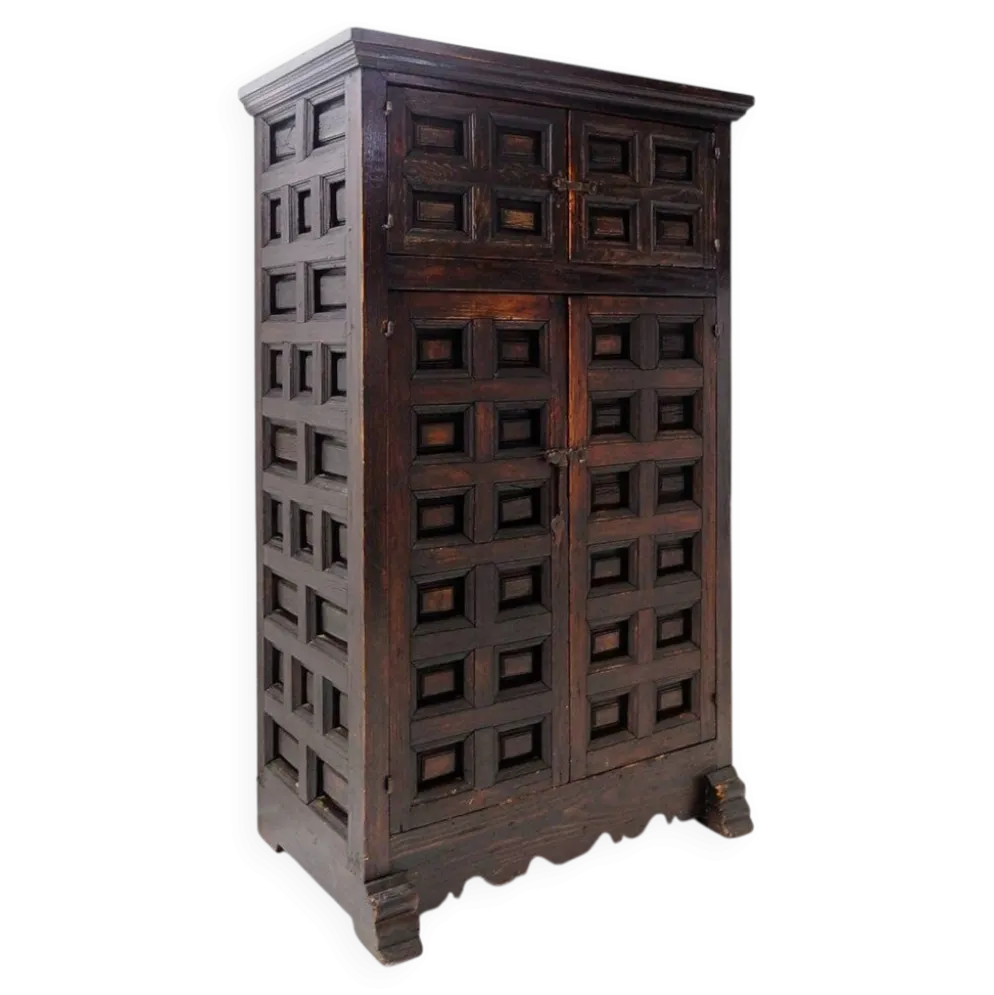 Buffet de style brutaliste espagnol des années 1950