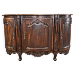 Buffet de style Louis XV en bois sculpté patine usagée volontairement ( omb