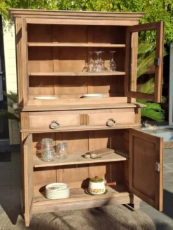 Buffet deux corps ancien rénové