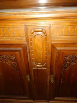 Buffet deux corps vaisselier 1930