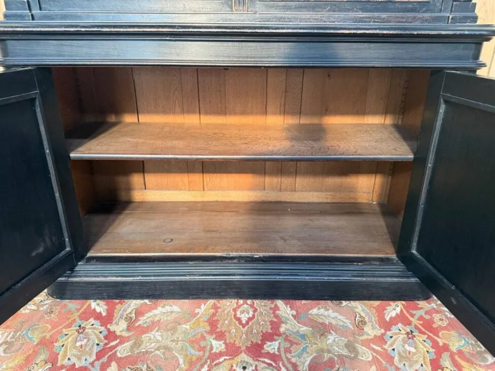 Buffet deux corps vitré – Époque Napoléon III – Bois ébonisé – XIXe siècle