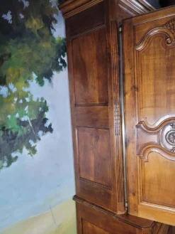 Buffet double corps en merisier époque Louis XV