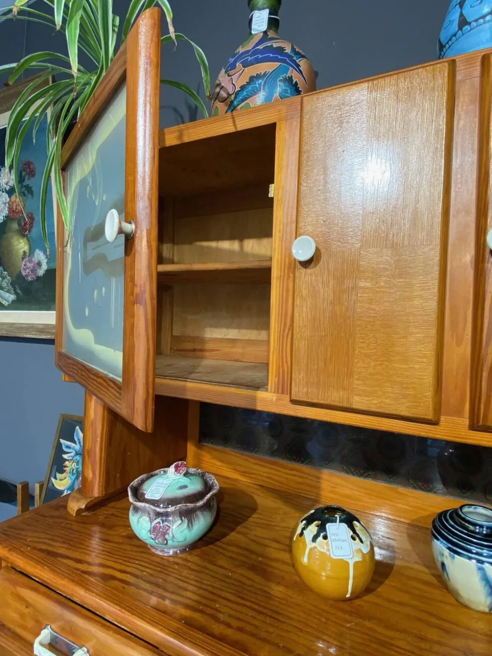 Buffet Double Corps Vintage Art Déco / Populaire en Bois Blond