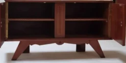 Buffet du milieu du siècle