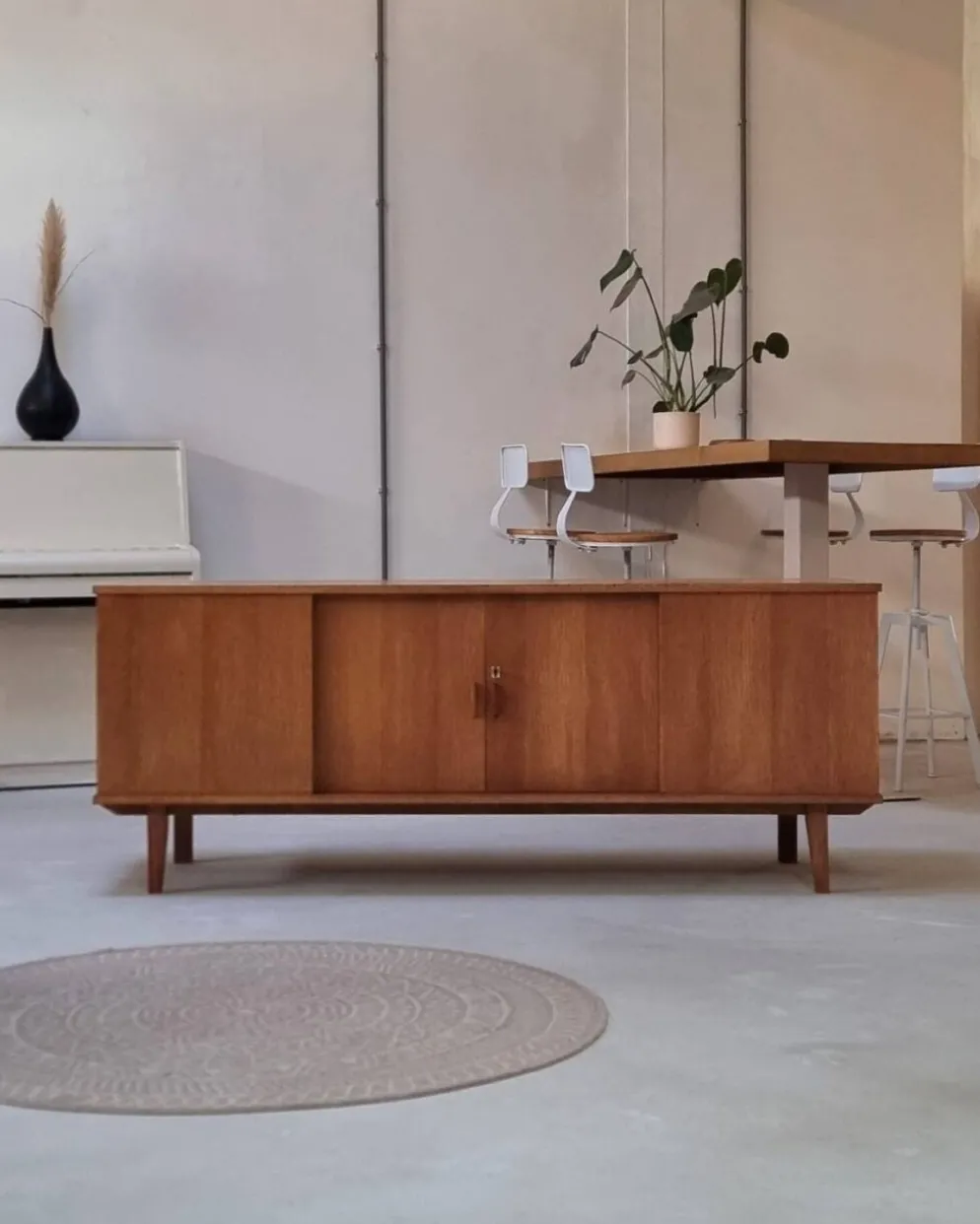 Buffet du milieu du siècle