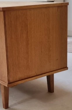 Buffet du milieu du siècle