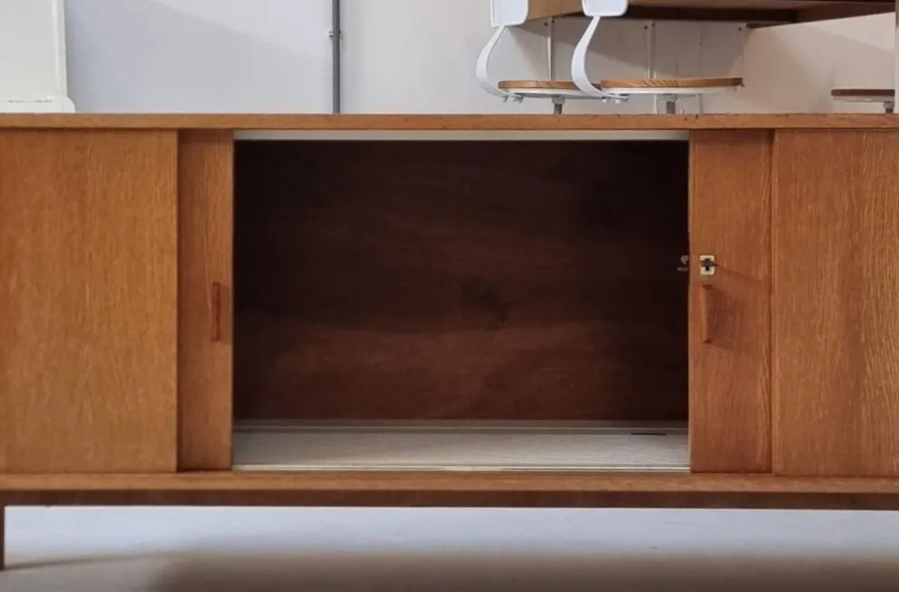 Buffet du milieu du siècle