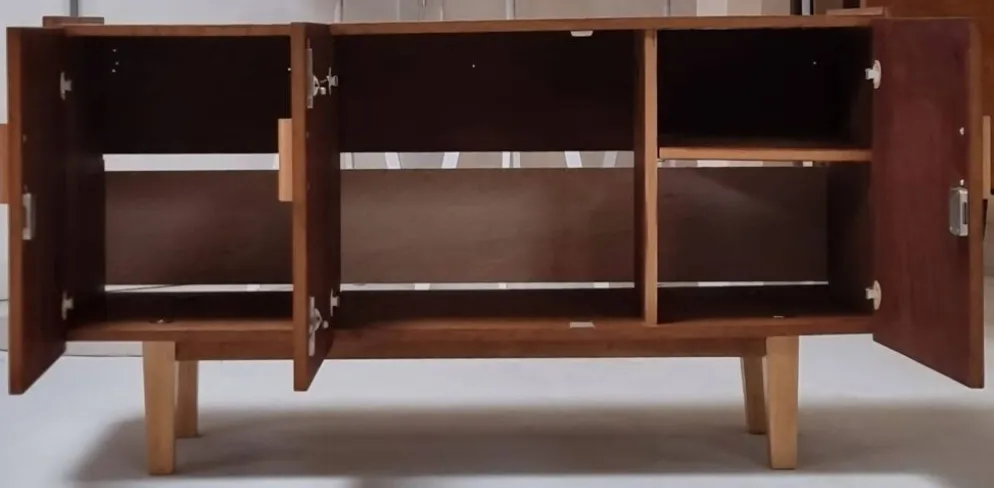 Buffet du milieu du siècle