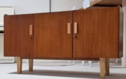 Buffet du milieu du siècle