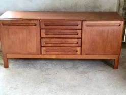 Buffet Dyrlund en teck, Danemark 1970