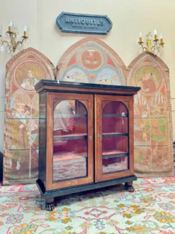Buffet en acajou et bois noirci d’époque empire debut du XIX eme siècl