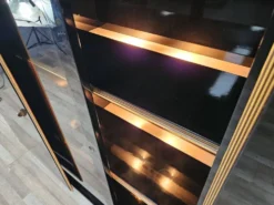 Buffet en bois laqué Pierre Cardin avec un compartiment éclairé, 197